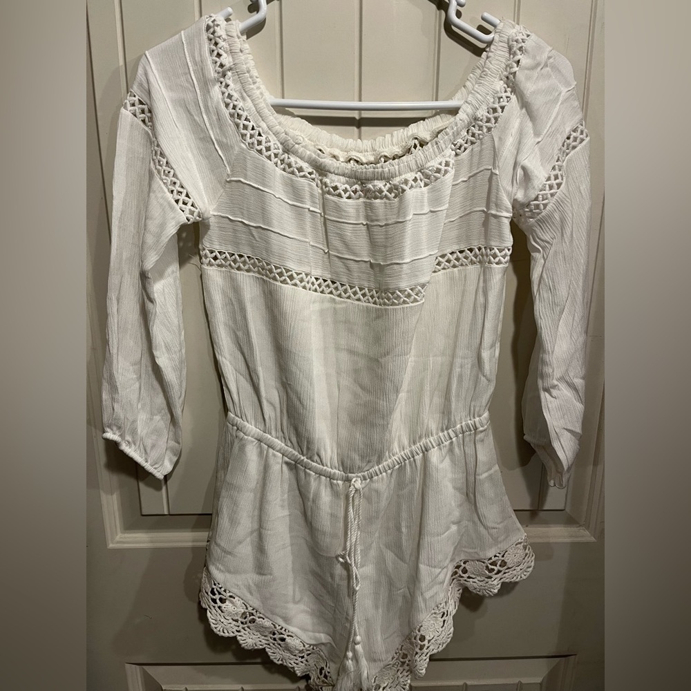 Sun and Shadow White medium romper